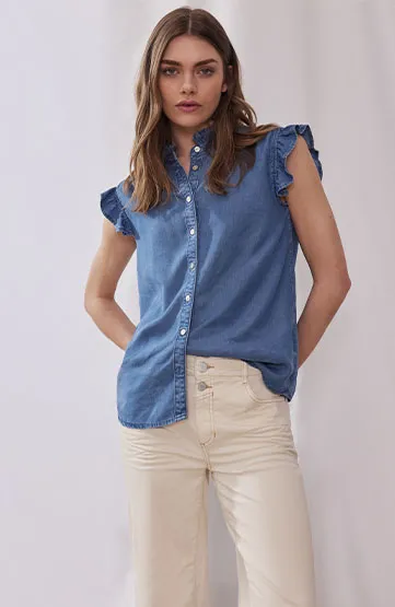 coming soon: blauwe blouse